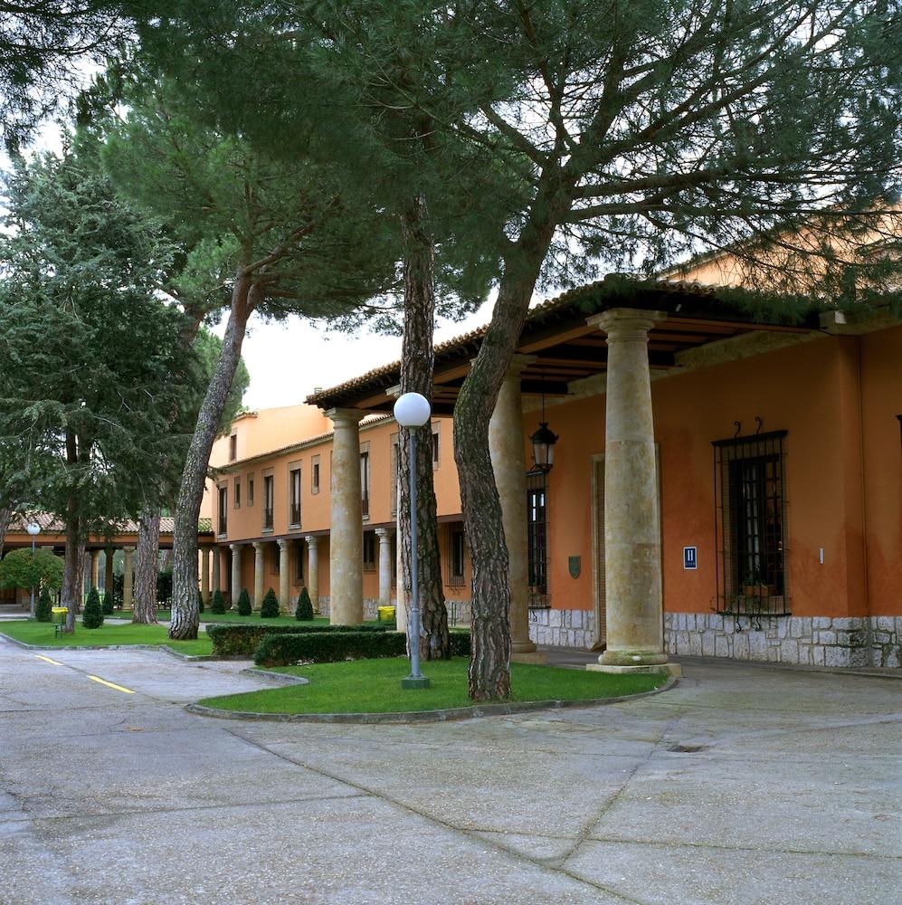 Parador De تورذيسييّس المظهر الخارجي الصورة